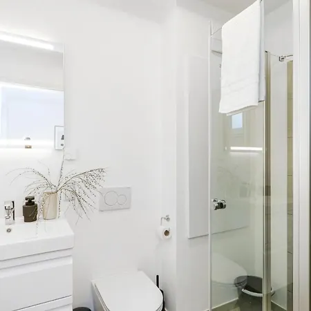 Lägenhet Beautiful In Lembruch-dmmer See With 1 Bedrooms, Wifi And Indoor Swimming Pool *