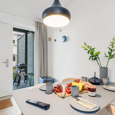 Beautiful In Lembruch-dmmer See With 1 Bedrooms, Wifi And Indoor Swimming Pool Lembruch